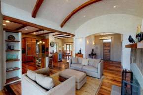 Hotels in Kenwood